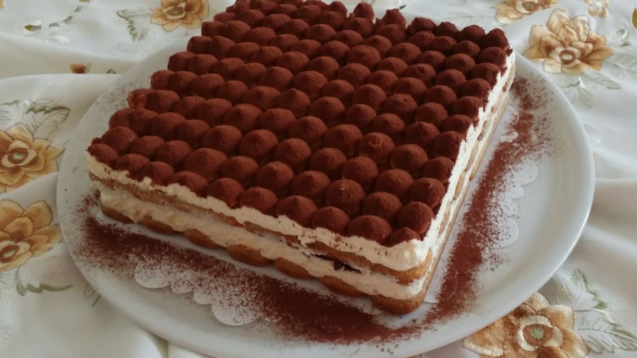 أشهر الحلويات الإيطالية كيكة التيراميسيو بالقهوة والشوكولاتة الشهية 5 أشهر الحلويات الإيطالية كيكة التيراميسيو بالقهوة والشوكولاتة الشهية
