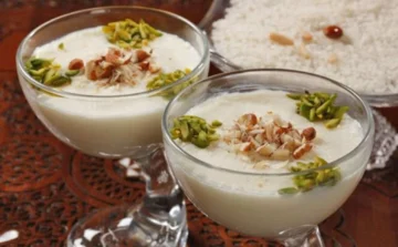 اعمليها في رمضان وخليها على سفرتك.. طريقة عمل المهلبية بالمكسرات والقرفة بكل سهولة في المنزل