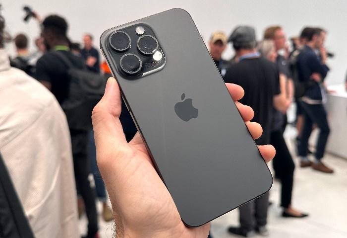 عروض شراء iPhone 15 pro maX بنظام التقسيط بقسط شهري 248 ريال فقط من جرير