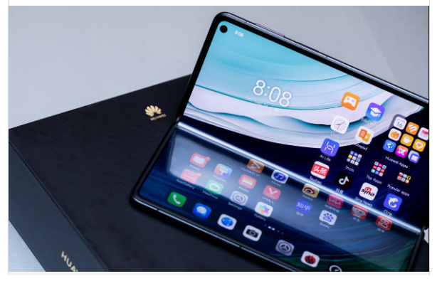 بسعر باهظ ومواصفات خرافية.. أقوى وأغلى هاتف من هواوي Huawei Mate X5 يخطف الأنظار