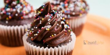 بطرق مختلفه إتعلمي عمل كب كيك الشوكولاتة بمكونات بسيطه وسهلة من داخل مطبخك