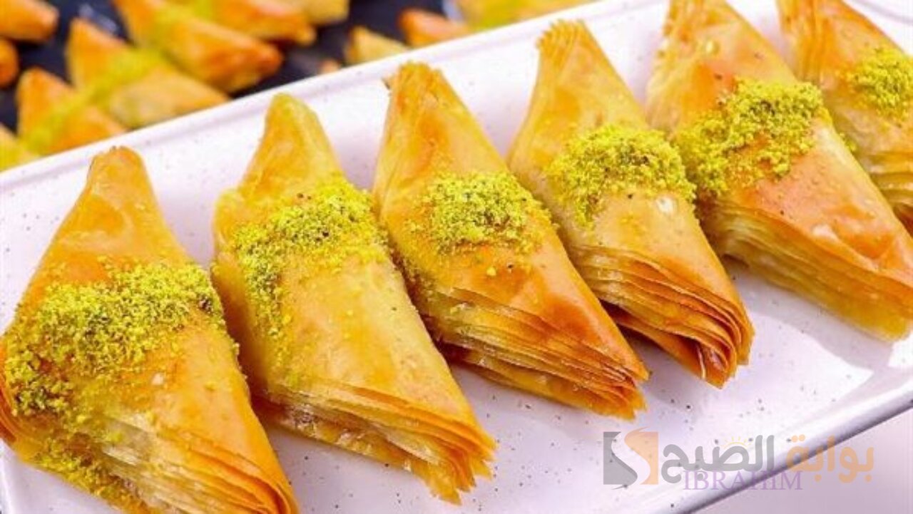 بمكونات اقتصادية هتتعلمي طريقة عمل صينية الجلاش بحشوة الكاسترد والنتيجة هتبهرك 5 بمكونات اقتصادية هتتعلمي طريقة عمل صينية الجلاش بحشوة الكاسترد والنتيجة هتبهرك