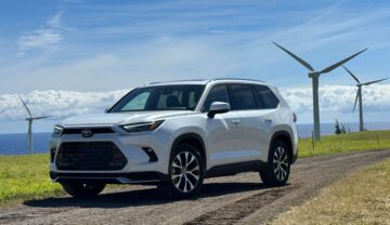 سعر سيارة تويوتا هايلاندر 2024 toyota highlander ومواصفاتها