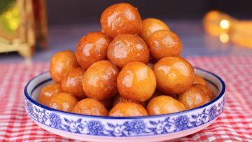 “رمضان قرب” حضري لقمة القاضي المقرمشة اللذيذة بمكوناتها السهلة وخطواتها البسيطة وطعمها حكاية