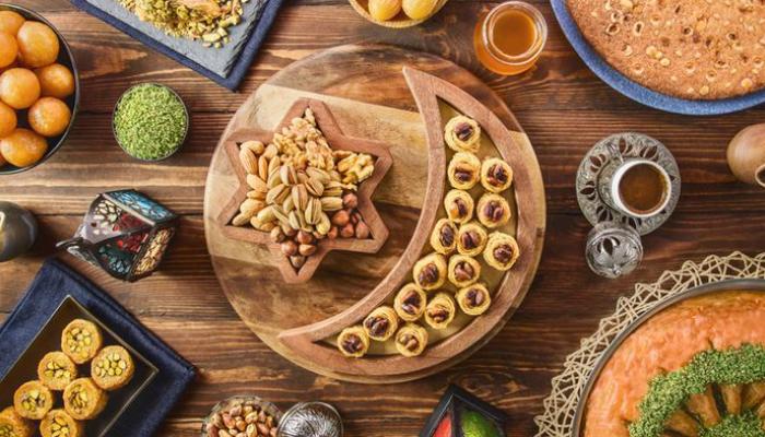 رمضان قرب .. وصفات حلويات على قد الايد بمقادير اقتصادية وسهلة التحضير 5 رمضان قرب .. وصفات حلويات على قد الايد بمقادير اقتصادية وسهلة التحضير
