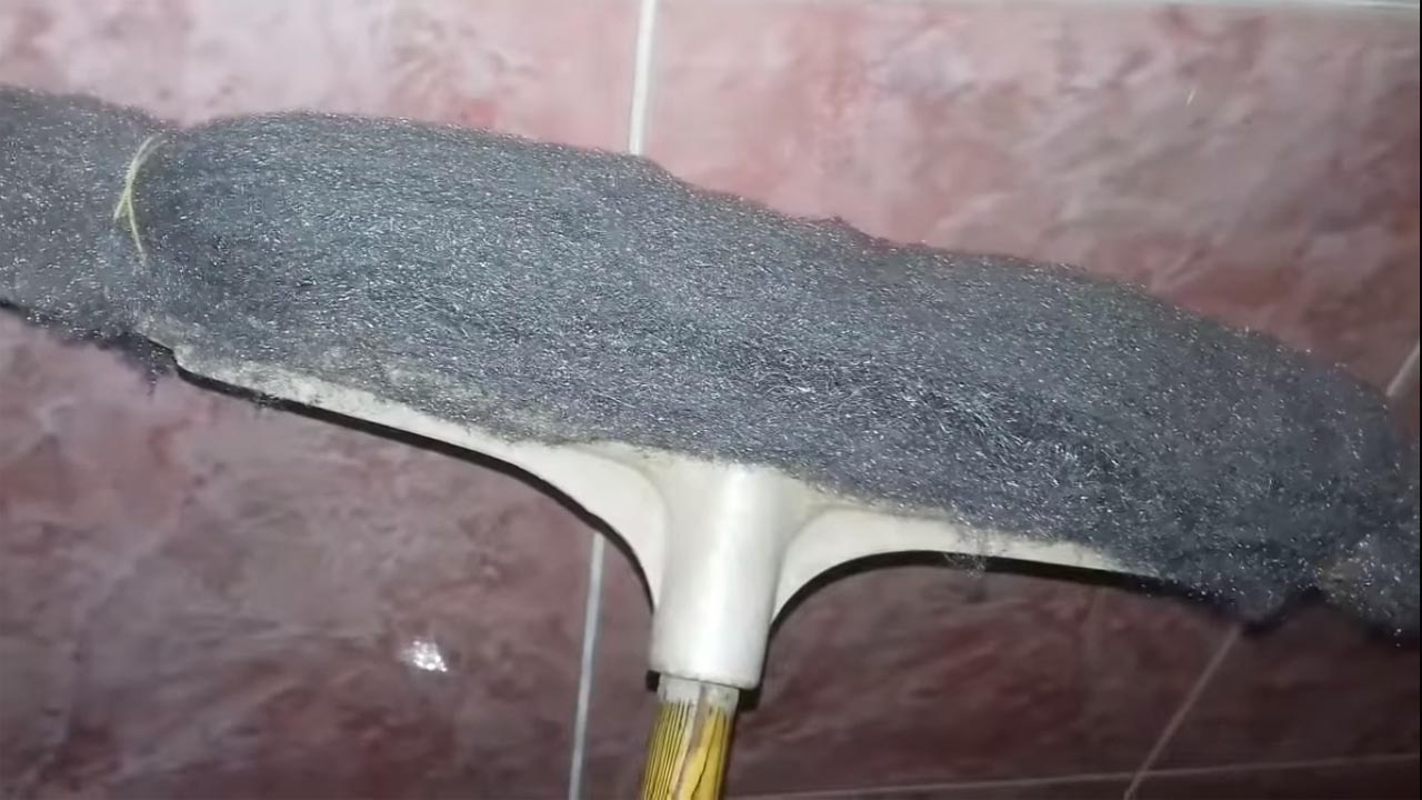 خلطة تنظيف السيراميك من الدهون والزيوت والشحوم العنيدة