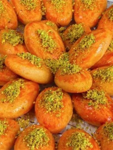 بطعم لا يقاوم.. طريقة عمل رموش الست المحشية على أصولها بالخطوات