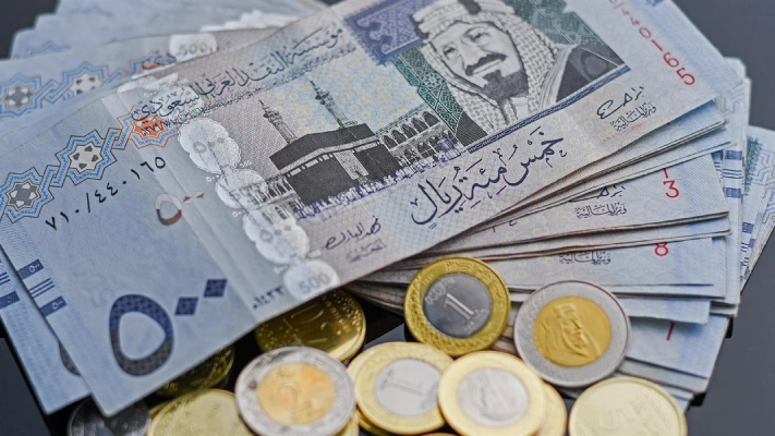 سعر الريال السعودي اليوم الأربعاء 14/2/2024 والعملات في تعاملات جميع البنوك العاملة المصرية