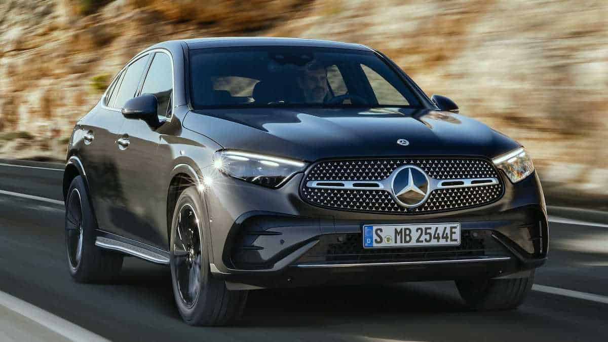 بتصميم خارجي أنيق وفاخر!!.. مرسيدس GLC 300 2024 تعرف على المواصفات الفنية 5 بتصميم خارجي أنيق وفاخر!!.. مرسيدس GLC 300 2024 تعرف على المواصفات الفنية
