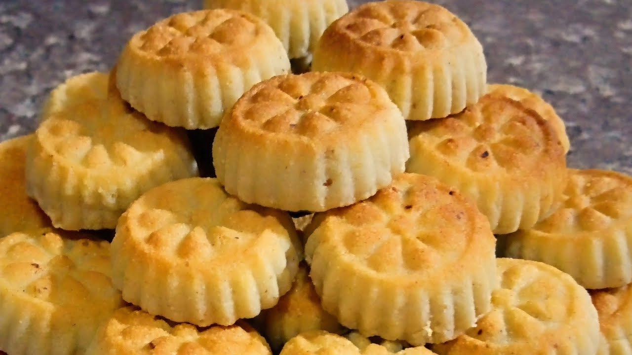 طريقة عمل معمول التمر بالسمسم أشهى وألذ المخبوزات
