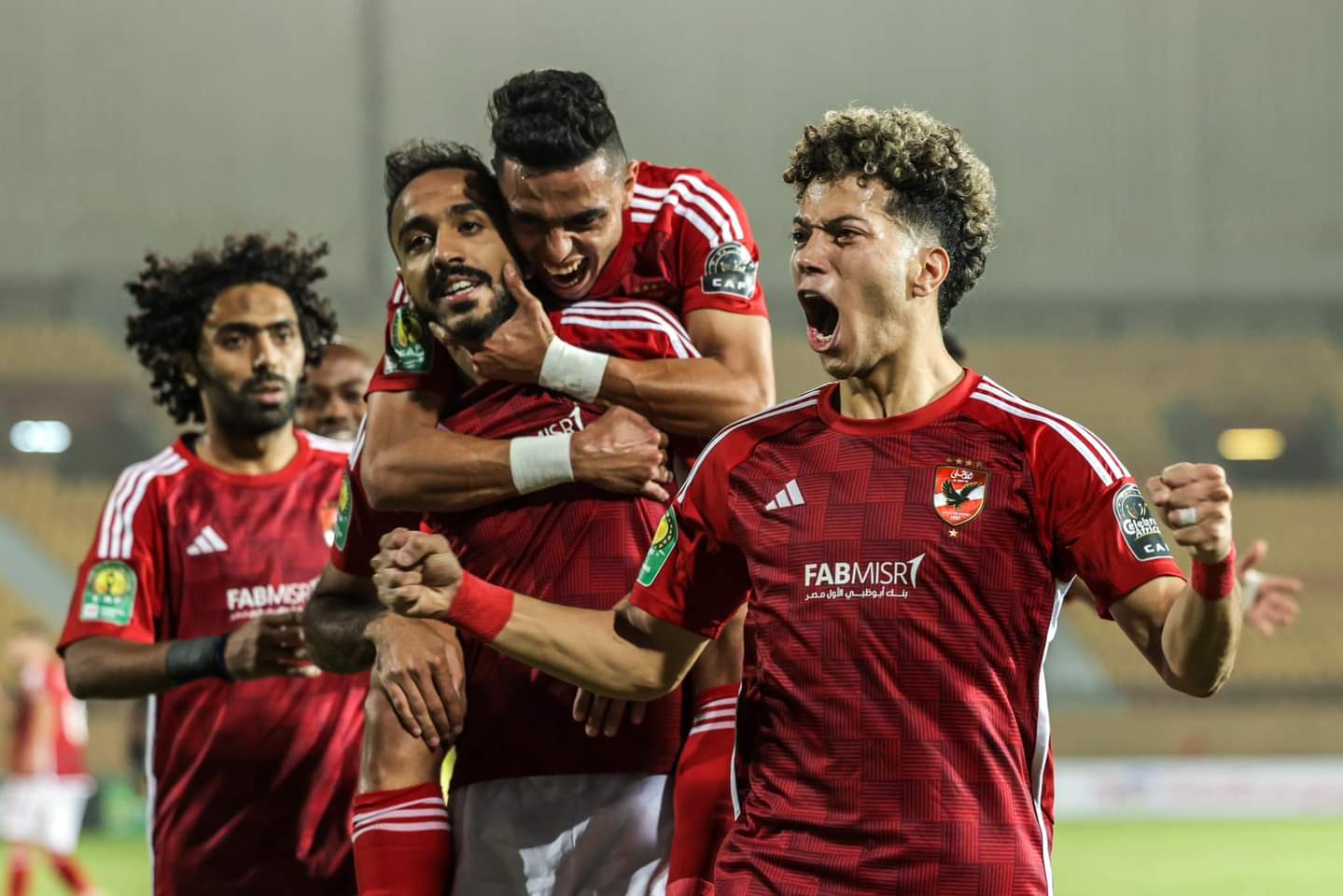 إعلامي يكشف مفاجأة بشأن رحيل نجم الأهلي للدوري السعودي في الصيف 5 إعلامي يكشف مفاجأة بشأن رحيل نجم الأهلي للدوري السعودي في الصيف