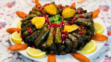 طريقة عمل محشي ورق العنب بدبس الرمان