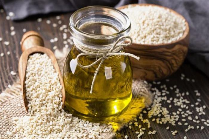 فوائد السمسم وفوائد زيت السمسم للصحة والجسم 5 فوائد السمسم وفوائد زيت السمسم للصحة والجسم