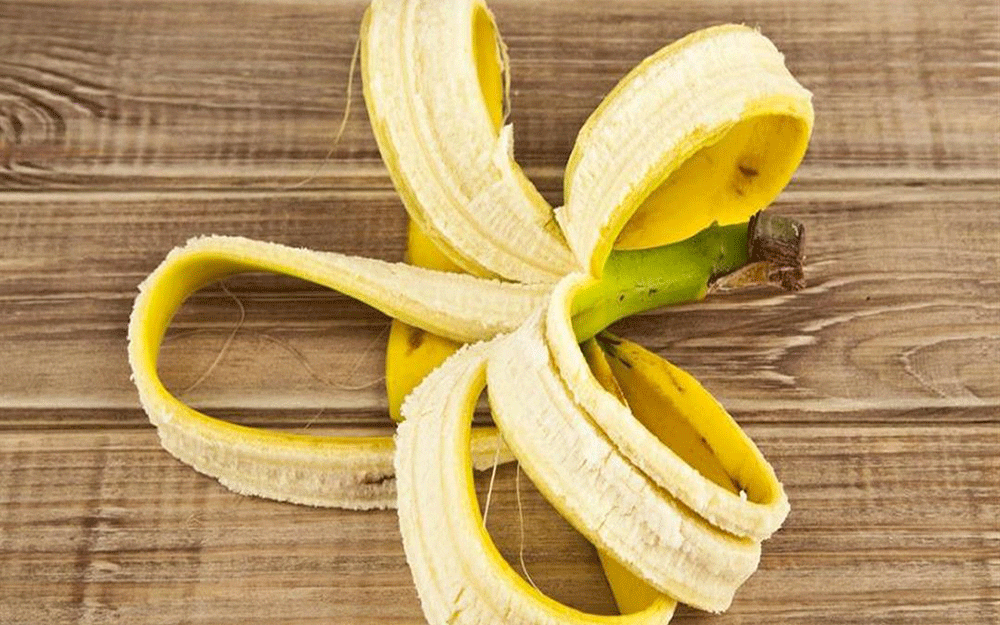 هتشيليه من أهميته.. فائدة ثمينة لقشر الموز لما تستخدميه بالطريقة دي 5 هتشيليه من أهميته.. فائدة ثمينة لقشر الموز لما تستخدميه بالطريقة دي