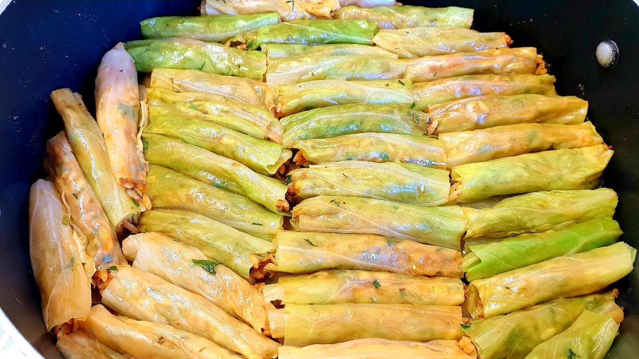 عمل محشي الكرنب في المنزل بمذاق شهي 5 عمل محشي الكرنب في المنزل بمذاق شهي