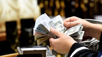 الحصول علي 1000 ريال سعودي مكافآت الطلاب 1445 في الجامعات السعودية