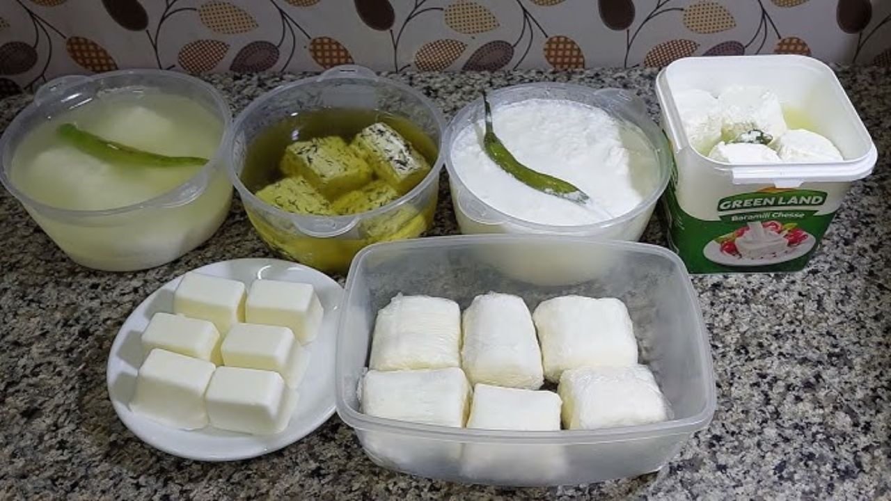 بعد ما غليت .. اتعلمي تعملي وصفة الجبنة القريش من الحليب في البيت 5 بعد ما غليت .. اتعلمي تعملي وصفة الجبنة القريش من الحليب في البيت