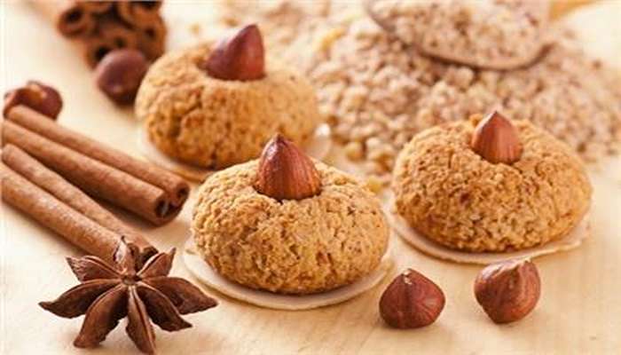 اعملي البسكويت المقرمش اليومي بالقرفة للافطار مع الشاي 5 اعملي البسكويت المقرمش اليومي بالقرفة للافطار مع الشاي