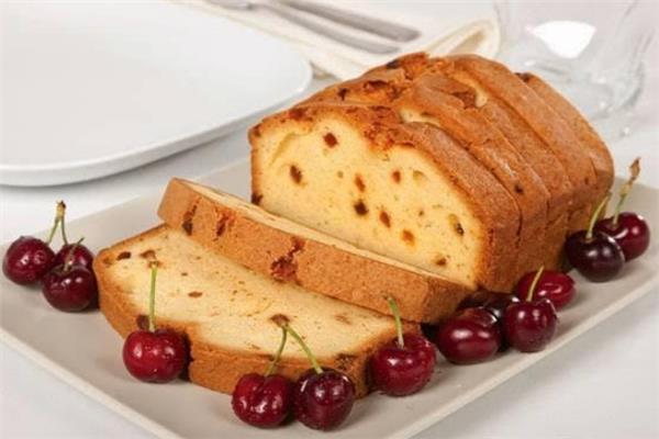 طريقة تحضير كيكة الزبيب بمكونات بسيطة وسهلة