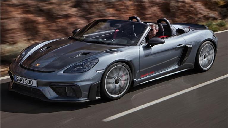 لعشاق الشياكة والفخامة والجري على الطريق| مواصفات سيارة بورش Boxster 2024 718