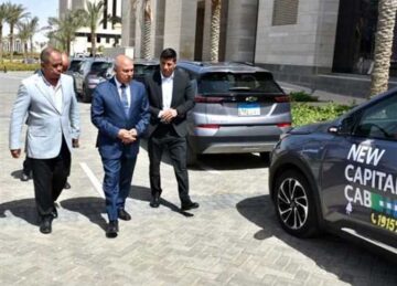 “بعد الإعلان عن بدء تشغيله اليوم” ما هو مشروع التاكسي الكهربائي بالعاصمة الإدارية الجديدة؟