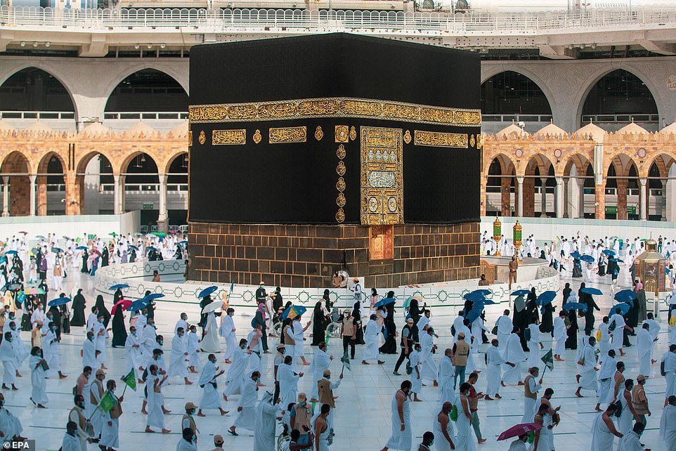 خطوات التسجيل للحصول على تأشيرة الحج 2024 وشروط الحصول على التصريح 5 خطوات التسجيل للحصول على تأشيرة الحج 2024 وشروط الحصول على التصريح