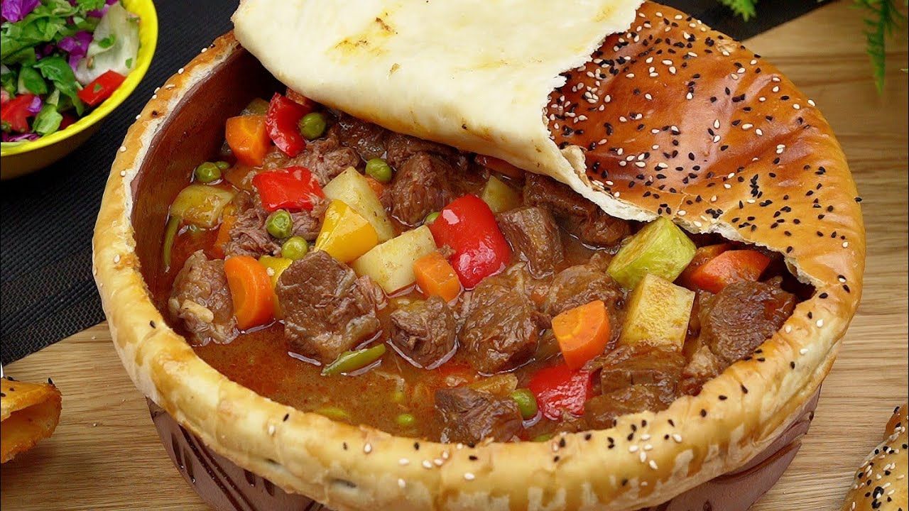 طريقة عمل فخارة اللحم بالبصل والخضار المبهر وصفة لذيذة لعيد الأضحى