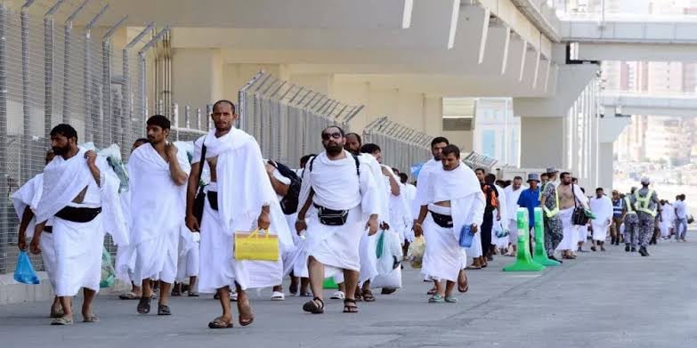 "الدخول للعاصمة المقدسة" خطوات استخراج تصريح دخول مكة عبر أبشر 2024 للمقيمين والعاملين خلال فترة موسم حج 1445هـ 6 “الدخول للعاصمة المقدسة” خطوات استخراج تصريح دخول مكة عبر أبشر 2024 للمقيمين والعاملين خلال فترة موسم حج 1445هـ