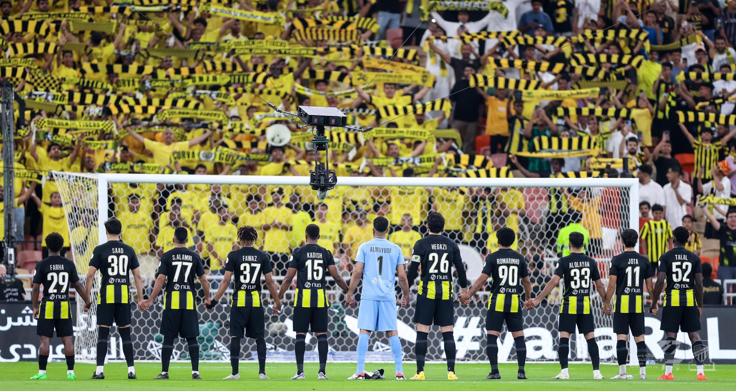 نجم الاتحاد يقترب من العودة إلى التدريبات الجماعية بعد الإصابة 5 نجم الاتحاد يقترب من العودة إلى التدريبات الجماعية بعد الإصابة