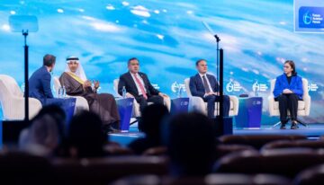 الدعليج بمؤتمر مستقبل الطيران: نهدف لزيادة ركاب المملكة لـ 330 مليون مسافر و250 وجهة عالمية