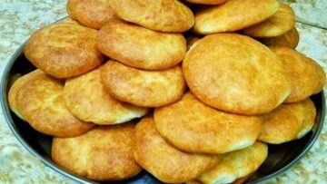 طريقة القرص الطريه الفلاحى الهشة جدًا بطعم وريحه زمان مثل الأفران
