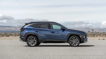 بمواصفات خارقة لـ سيارة هيونداي توسان 2025 مميزات Hyundai Tucson ومواصفات لا تقبل المنافسة