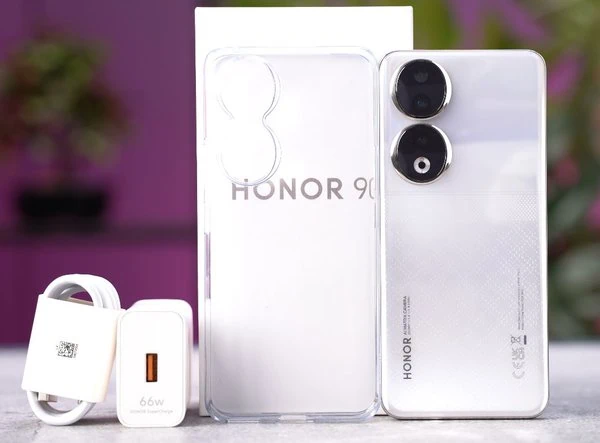 سعر ومواصفات هاتف HONOR 90: الرفيق الأمثل لعشاق التكنولوجيا والتصوير الفوتوغرافي 5 سعر ومواصفات هاتف HONOR 90: الرفيق الأمثل لعشاق التكنولوجيا والتصوير الفوتوغرافي