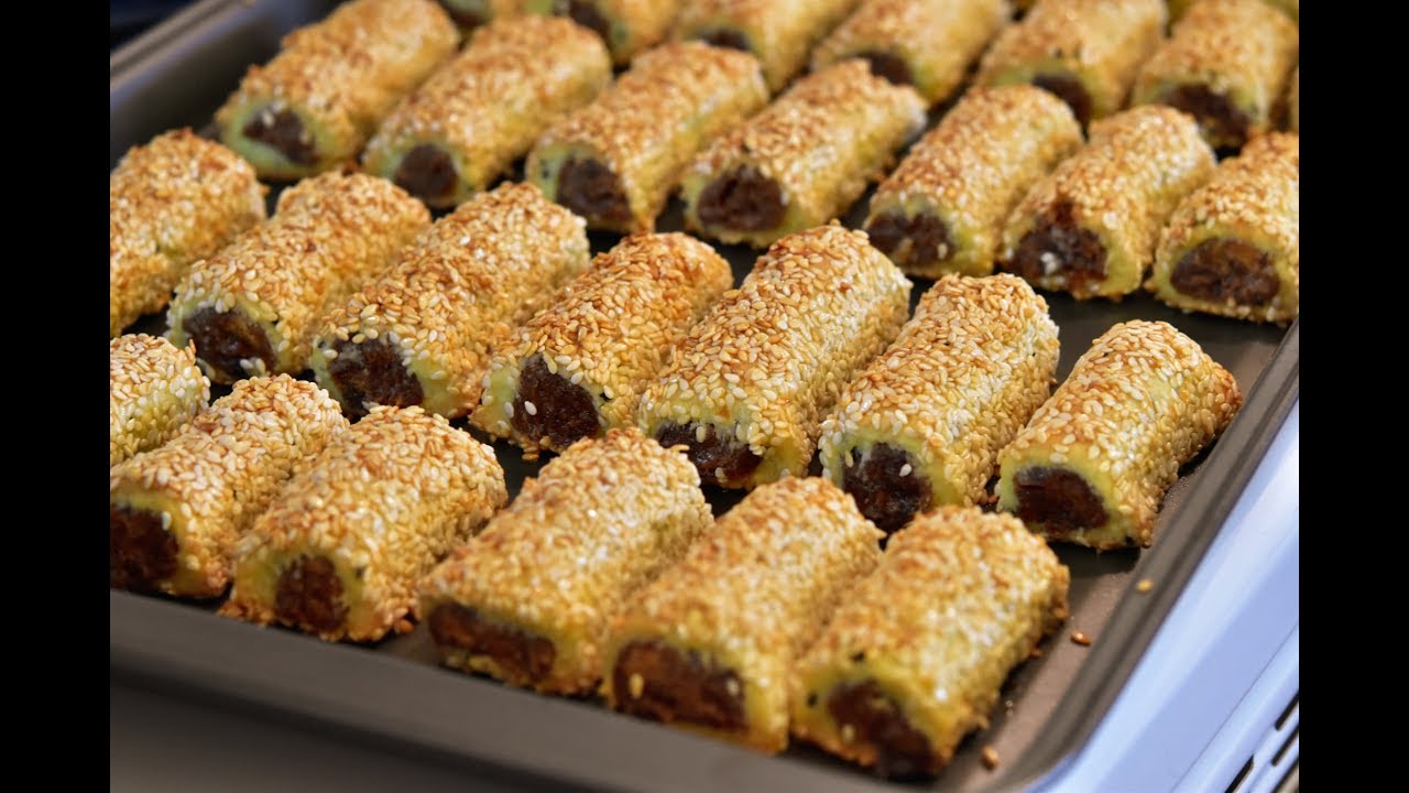 بطريقة بسيطة اعملي حلوى التمر والسمسم بطعم مميز وصحي لكي ولأولادك
