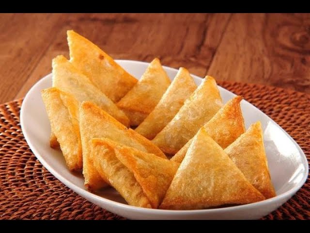 بمكونات من البيت بسيطة اعملي السمبوسة بطعم شهي أحلى من الجاهزة 5 بمكونات من البيت بسيطة اعملي السمبوسة بطعم شهي أحلى من الجاهزة