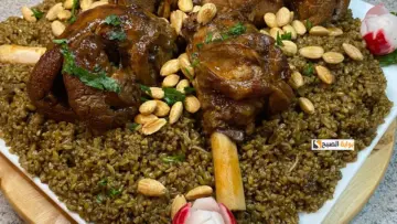 هياكلوا أصابعهم وراها.. الفريكة بلحم العنم على الطريقة الخليجية بالنكهة الأصلية وبتكات المطبخ العربي