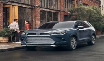 “toyota highlande” .. ما هو سعر ومواصفات سيارة تويوتا هايلاندر 2024؟ بجميع الفئات