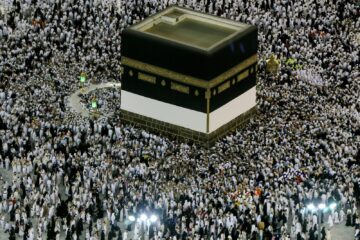 وزارة الحج والعمرة توضح لضيوف الرحمن خطوات الاستعداد للنسك في الميقات