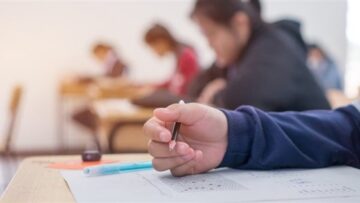 “ردده قبل دخول اللجنة”…دعاء النسيان في الامتحان لتنشيط الذاكرة
