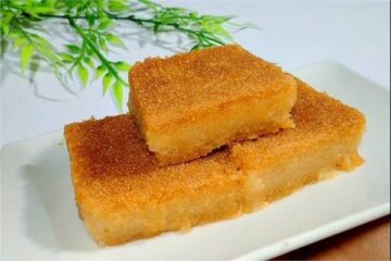 بكوب ماء و 3 أكواب سميد.. طريقة عمل صينية بسبوسة