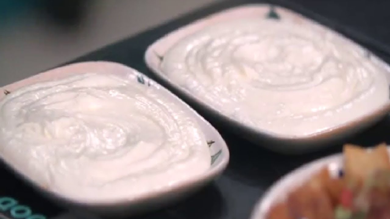طعم مميز وفريد من نوعة.. كيفية عمل التومية في المنزل 5 طعم مميز وفريد من نوعة.. كيفية عمل التومية في المنزل