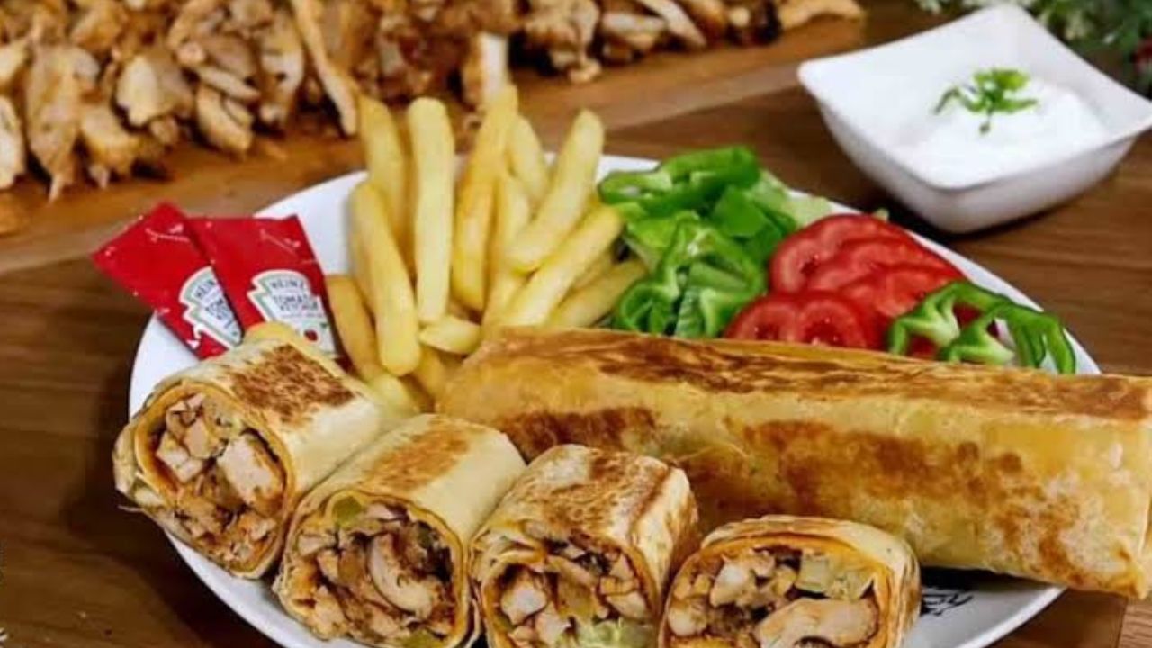 طريقة عمل الشاورما السوري أحلى من المطاعم الأصلية 100 مرة 5 طريقة عمل الشاورما السوري أحلى من المطاعم الأصلية 100 مرة
