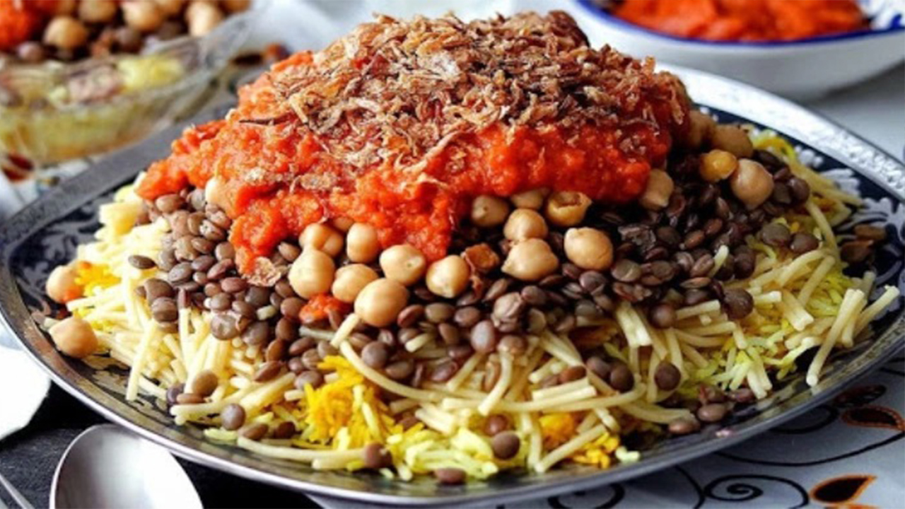طريقة عمل الكشري المصري أبو دقة وبصل مقرمش بأحلى طعم 5 طريقة عمل الكشري المصري أبو دقة وبصل مقرمش بأحلى طعم
