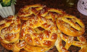 طريقة عمل سميط الأفران الطري لتقديمه بجانب الحليب الدافئ بالصباح