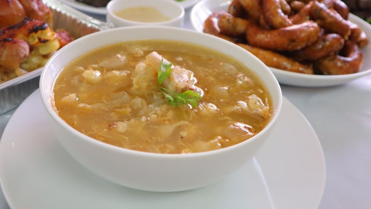قبل عيد الأضحى.. طريقة عمل شوربة الكوارع في البيت وسيبك من زحمة المسامط 5 قبل عيد الأضحى.. طريقة عمل شوربة الكوارع في البيت وسيبك من زحمة المسامط