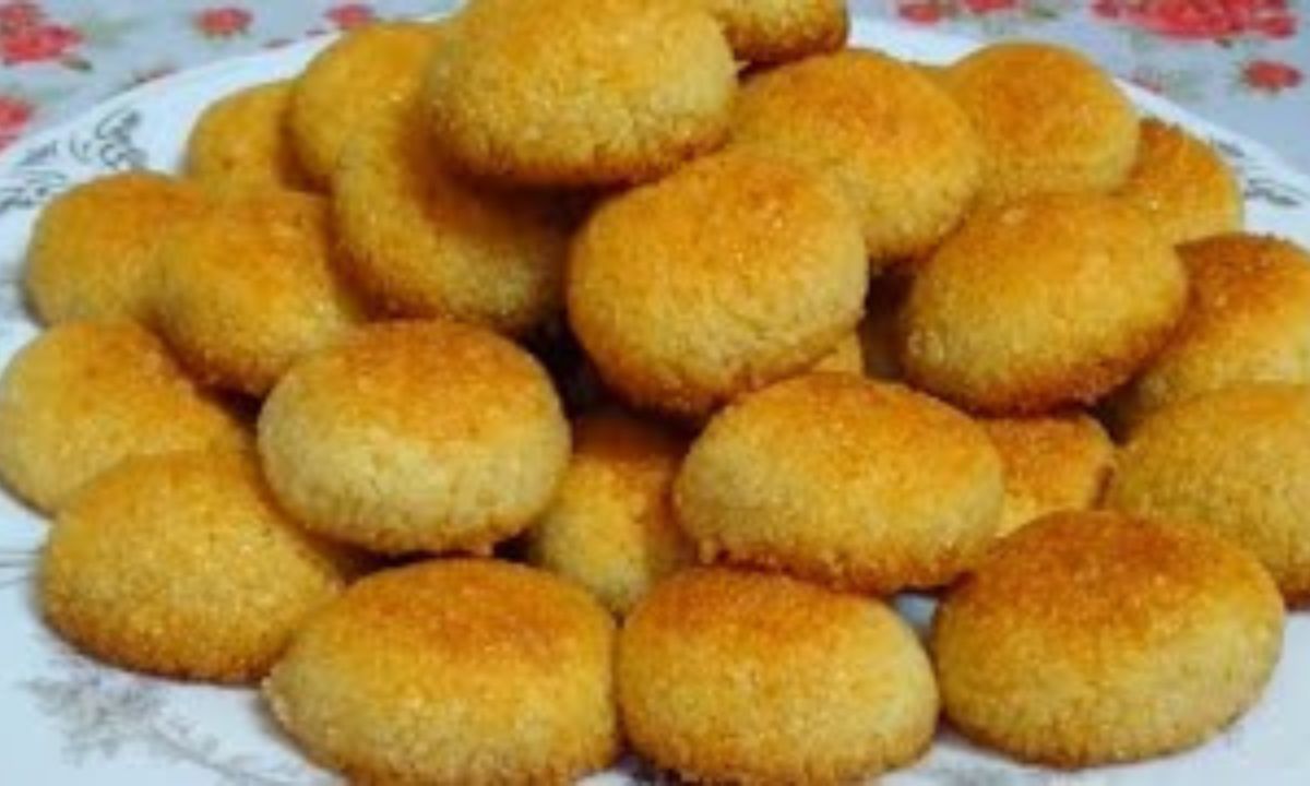 أسرع حلوى لضيوفك بطعم رائع لا يقاوم كرات البسبوسة بجوز الهند هتشرفك بأقل المكونات والتكاليف