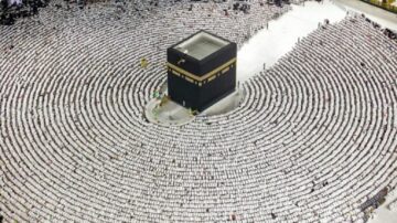 وزارة الحج والعمرة توجه تنبيه هام للحجاج بشأن التطعيمات