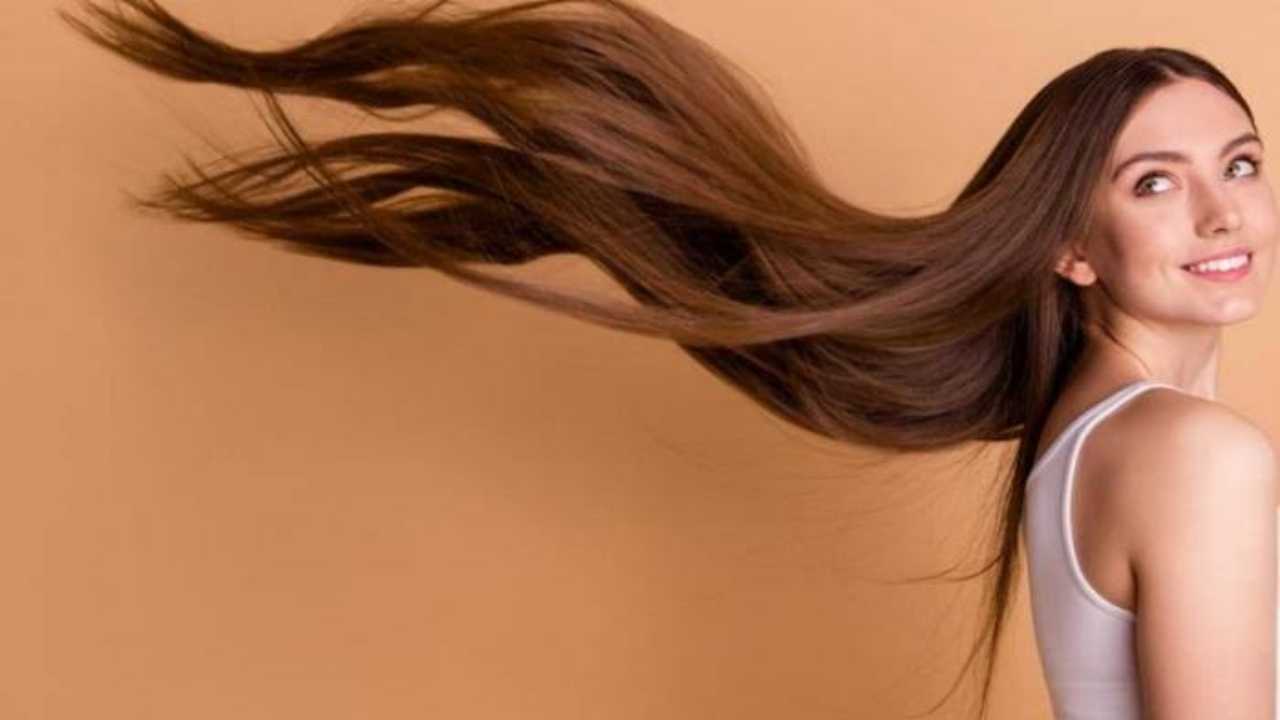 تطويل الشعر الذي لا يطول وتكثيفه وتعزيز نموه بشكل طبيعي وفي وقت قصير