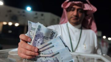 هتستلف وأنت في مكانك 14000 ريال سعودي قرض شخصي بقسط 266 ريال بموافقة فورية أون لاين بالتقسيط على 5 سنوات