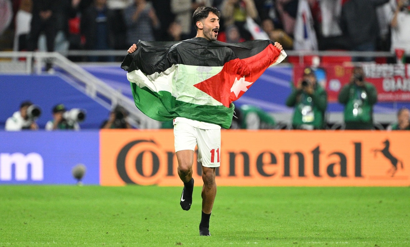 بعد ارتباط اسمه بالأهلي.. يزن النعيمات ينتقل إلى دوري روشن 5 بعد ارتباط اسمه بالأهلي.. يزن النعيمات ينتقل إلى دوري روشن